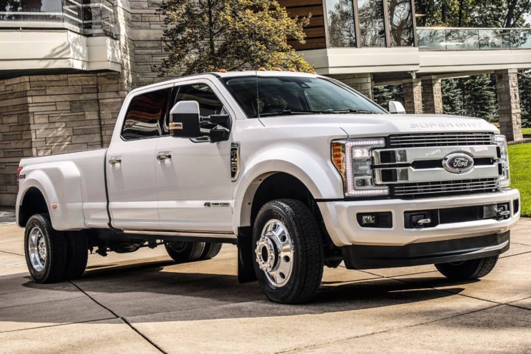 Décryptage : La fascination américaine pour les voitures imposantes ! Décryptage : La fascination américaine pour les voitures imposantes !