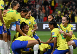 Mondial féminin : le Brésil déroule et met la France sous pression