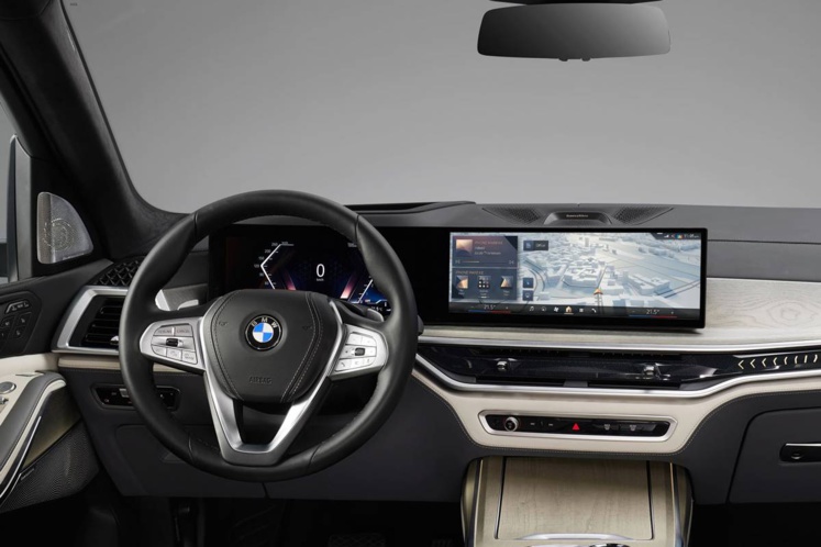 La nouvelle mise à jour iDrive de BMW réduit les distractions au volant La nouvelle mise à jour iDrive de BMW réduit les distractions au volant