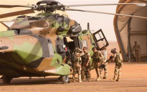 Selon Le Monde , Paris serait autorisée à intervenir militairement au Niger Selon Le Monde , Paris serait autorisée à intervenir militairement au Niger