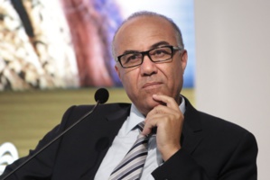 Approbation du projet de décret relatif à l'attribution par les universités du titre de docteur honoris causa Approbation du projet de décret relatif à l'attribution par les universités du titre de docteur honoris causa