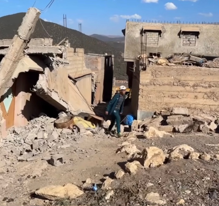 Reportage à Moulay Brahim dévasté / Ezio Cairoli Reportage à Moulay Brahim dévasté / Ezio Cairoli