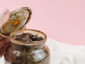 Botulisme : quand la mauvaise conservation des aliments tue Botulisme : quand la mauvaise conservation des aliments tue