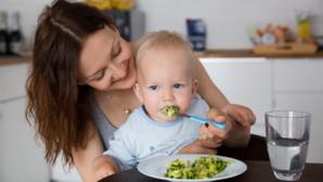 L'alimentation solide pour les bébés : Comment commencer la diversification alimentaire ?