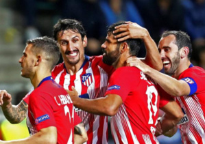 L'Atlético Madrid foudroie le Real, qui laisse filer le Barça L'Atlético Madrid foudroie le Real, qui laisse filer le Barça