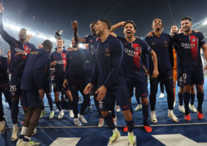 PSG : quatre joueurs, dont Hakimi, s’excusent après des chants injurieux contre l’OM