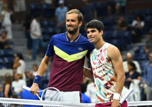 Tennis : Medvedev et Alcaraz en route pour la finale à Pékin