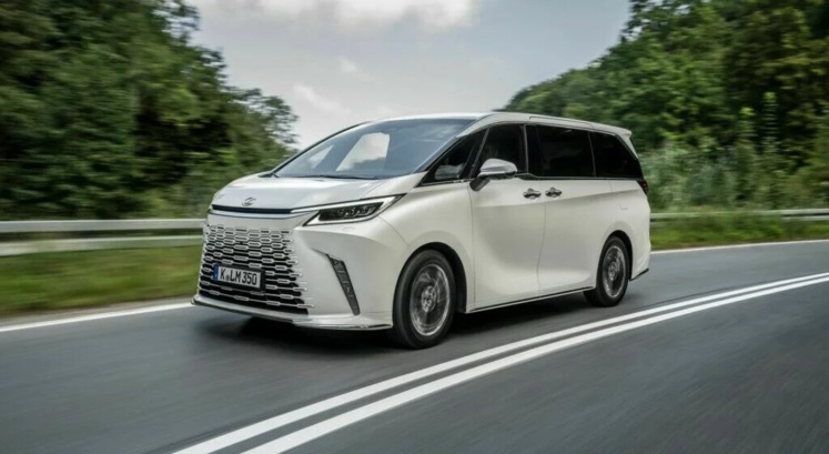 Le Lexus LM : un monospace luxueux pour une clientèle d'élite Le Lexus LM : un monospace luxueux pour une clientèle d'élite