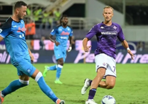 Italie : Naples chute à domicile face à la Fiorentina Italie : Naples chute à domicile face à la Fiorentina