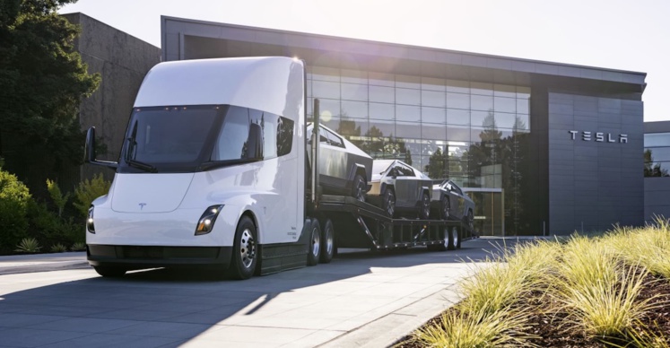 Tesla Cybertruck : Elon Musk dévoile (enfin) la date des premières livraisons