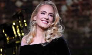 Adele confie avoir arrêter de consommer l'alcool Adele confie avoir arrêter de consommer l'alcool