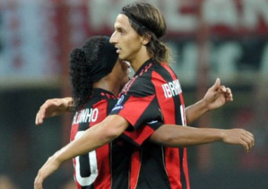 Ibrahimovic, Ronaldinho, Weah... les meilleurs joueurs passés par le PSG et l'AC Milan