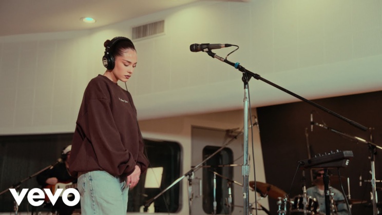 Maeta - Through The Night Maeta - Through The Night