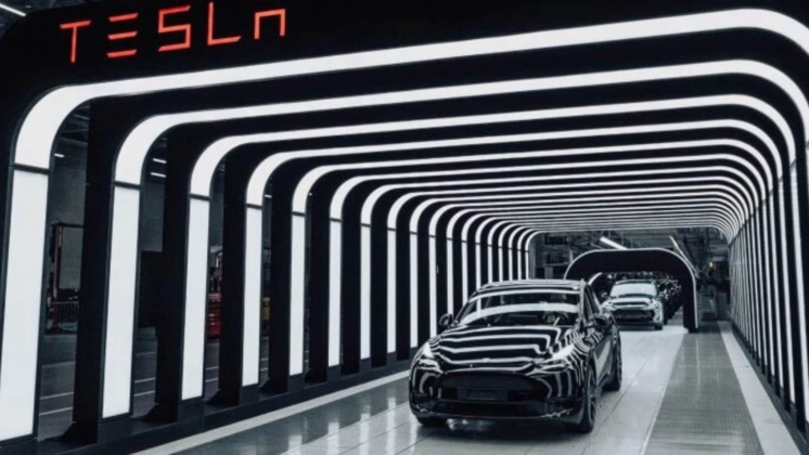 Voitures électriques : après la joie, la gueule de bois ? Voitures électriques : après la joie, la gueule de bois ?