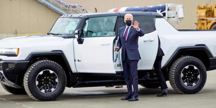 Joe Biden soutient le syndicat automobile dans sa croisade contre Tesla, Toyota et Honda Joe Biden soutient le syndicat automobile dans sa croisade contre Tesla, Toyota et Honda