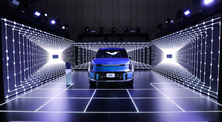 La Kia EV9 Triomphe dans la catégorie voitures de luxe aux Newsweek Auto Awards 2024 en Allemagne La Kia EV9 Triomphe dans la catégorie voitures de luxe aux Newsweek Auto Awards 2024 en Allemagne