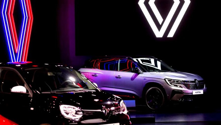 Renault franchit un nouveau cap avec Ampere : Une voiture électrique Abordable ! Renault franchit un nouveau cap avec Ampere : Une voiture électrique Abordable !