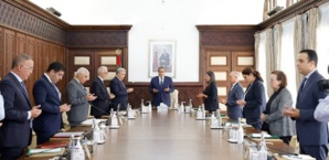 Un remaniement… pour quoi faire ? Un remaniement… pour quoi faire ?