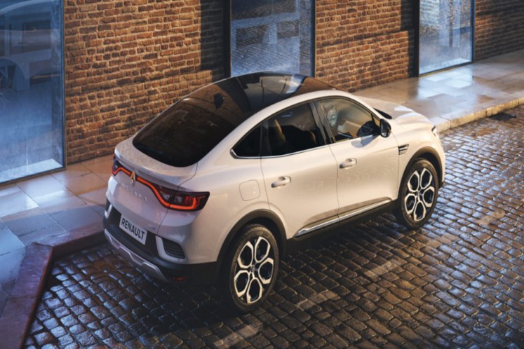 Renault Arkana : La star hybride voiture de l'année 2024 au Maroc ! Renault Arkana : La star hybride voiture de l'année 2024 au Maroc !