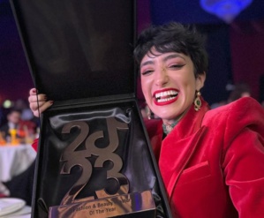 Rébellion Couture : Quand Rime réinvente le luxe avec un poing levé Rébellion Couture : Quand Rime réinvente le luxe avec un poing levé