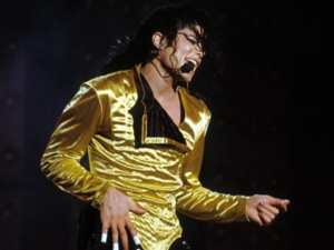 Musique : Sony rachète la moitié du catalogue de Michael Jackson 