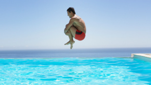 La « bombe » en piscine a son championnat du monde La « bombe » en piscine a son championnat du monde