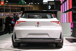 Renault, en équilibriste entre Électrique et Hybride ! Renault, en équilibriste entre Électrique et Hybride !