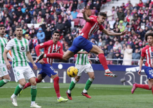 Liga : l'Atlético se relance contre le Betis et met la pression sur le Barça Liga : l'Atlético se relance contre le Betis et met la pression sur le Barça