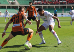 Botola Pro Inwi : le HUSA perd à domicile face à la RSB, la RCAZ surprend le MAT Botola Pro Inwi : le HUSA perd à domicile face à la RSB, la RCAZ surprend le MAT