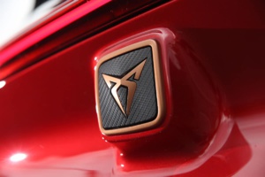 ​Cupra Formentor : un modèle phare qui passe à l'électrique !