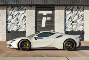 Ferrari électrique ou thermique : Le client est Roi !