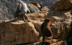 La marque de chaussures "Salomon" met en lumière les guides d'Imlil La marque de chaussures "Salomon" met en lumière les guides d'Imlil