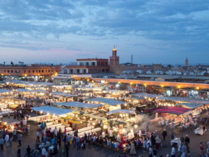 Le Festival Mondial de la Poésie éclaire les ruelles de la ville rouge du 26 au 28 avril Le Festival Mondial de la Poésie éclaire les ruelles de la ville rouge du 26 au 28 avril