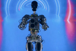Elon Musk prévoit de vendre le robot humanoïde de Tesla Optimus en 2025 Elon Musk prévoit de vendre le robot humanoïde de Tesla Optimus en 2025