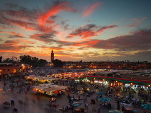 «De Marrakech à Manchester, des histoires de marchands» : un spectacle au centre culturel les Étoiles de Jemaâ Fna «De Marrakech à Manchester, des histoires de marchands» : un spectacle au centre culturel les Étoiles de Jemaâ Fna