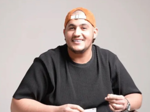 Kader Bueno enflamme Casablanca avec un spectacle mêlant magie et humour Kader Bueno enflamme Casablanca avec un spectacle mêlant magie et humour