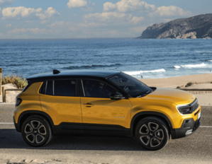 Le Jeep Avenger e-Hybrid débarque au Maroc : L'aventure urbaine électrifiée Le Jeep Avenger e-Hybrid débarque au Maroc : L'aventure urbaine électrifiée