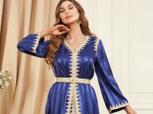 Le caftan marocain à l'honneur lors d'un défilé à Montréal Le caftan marocain à l'honneur lors d'un défilé à Montréal