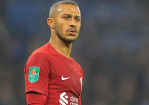 L'Espagnol Thiago Alcantara annonce sa retraite L'Espagnol Thiago Alcantara annonce sa retraite