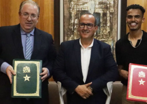 Al Barid Bank apporte son soutien à l’athlète paralympique Ayoub Sadni et lance sa campagne institutionnelle « Al Barid Bank, 3lik n3ouwel ». Al Barid Bank apporte son soutien à l’athlète paralympique Ayoub Sadni et lance sa campagne institutionnelle « Al Barid Bank, 3lik n3ouwel ».