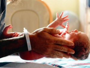 L’histoire extraordinaire des accouchements à travers les civilisations L’histoire extraordinaire des accouchements à travers les civilisations