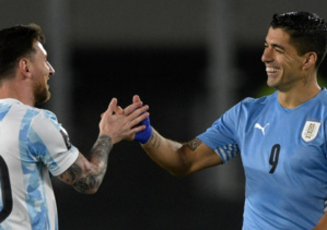 «Unique», «pour toujours», les mots doux de Messi et Neymar à Luis Suarez «Unique», «pour toujours», les mots doux de Messi et Neymar à Luis Suarez