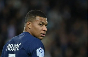 Conflit contractuel entre Mbappé et le PSG : un accord non signé à l'origine des tensions Conflit contractuel entre Mbappé et le PSG : un accord non signé à l'origine des tensions