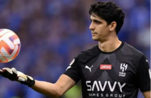 Yassine Bounou dans le Top 10 des gardiens les plus mieux payés au monde Yassine Bounou dans le Top 10 des gardiens les plus mieux payés au monde