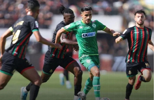 Botola Pro D1 : match nul entre le Raja Casablanca et l'AS FAR, le Maghreb Fès prend la tête Botola Pro D1 : match nul entre le Raja Casablanca et l'AS FAR, le Maghreb Fès prend la tête