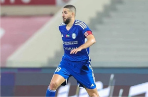 Taarabt brille avec un doublé lors de la victoire d'Al-Nasr face à Dhofar (5-2) Taarabt brille avec un doublé lors de la victoire d'Al-Nasr face à Dhofar (5-2)