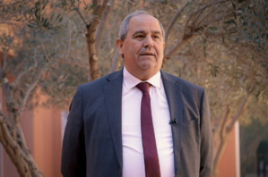 Le nouveau gouvernement se dévoile : découvrez les portraits des ministres entrants ! Le nouveau gouvernement se dévoile : découvrez les portraits des ministres entrants !