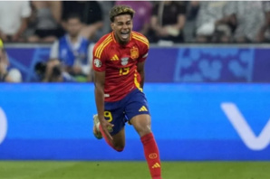Ballon d’Or 2024 : Lamine Yamal remporte le Trophée Kopa du meilleur espoir Ballon d’Or 2024 : Lamine Yamal remporte le Trophée Kopa du meilleur espoir