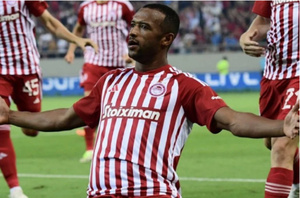 El Kaabi, Ammouta et Karboubi à l'honneur : les Marocains brillent dans les classements de l'IFFHS 2024 El Kaabi, Ammouta et Karboubi à l'honneur : les Marocains brillent dans les classements de l'IFFHS 2024