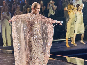 Céline Dion éblouit au défilé d'Elie Saab à Riyad Céline Dion éblouit au défilé d'Elie Saab à Riyad
